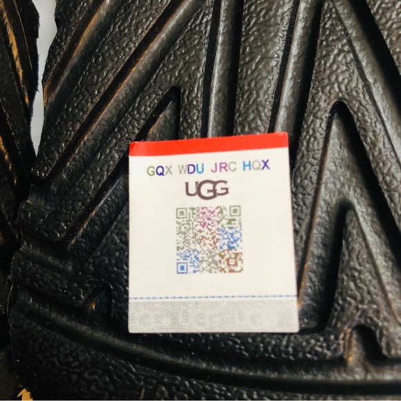 NEW! UGG Greer Platform Slide Sandals Slip-On Black Suede Never Worn! US Sz 8.5 - Picture 6 of 8